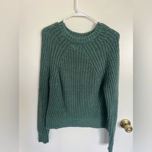 Comfy green sweater